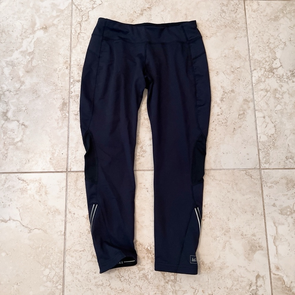 Free- REI crop leggings